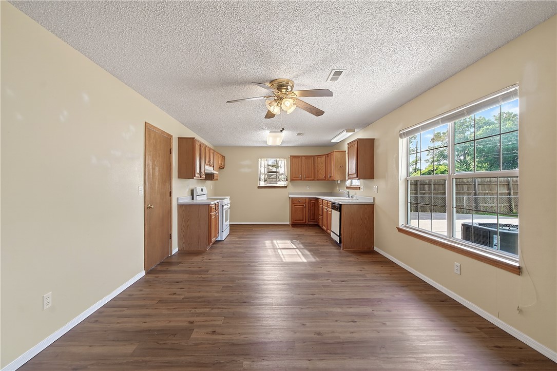 Town & Country Sub-Pea Ridge - Residential