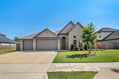 Photo of 230 Bequette Lane, Centerton, AR 72719 (MLS # 1330636)