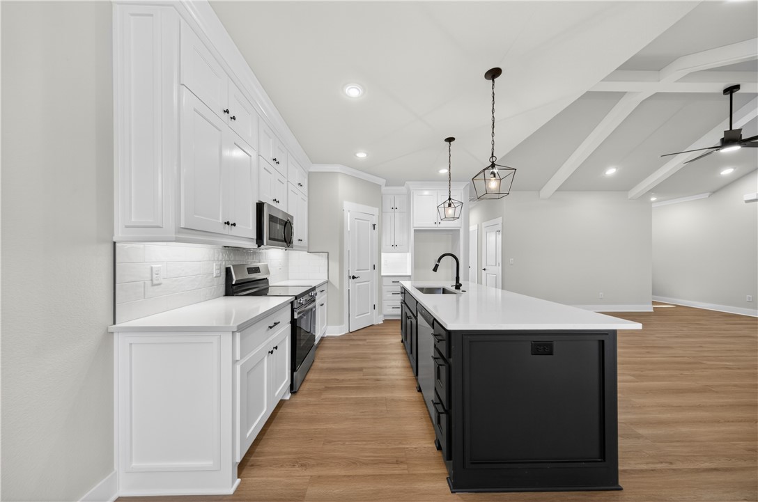 Kenwood Sub Bvv - Residential