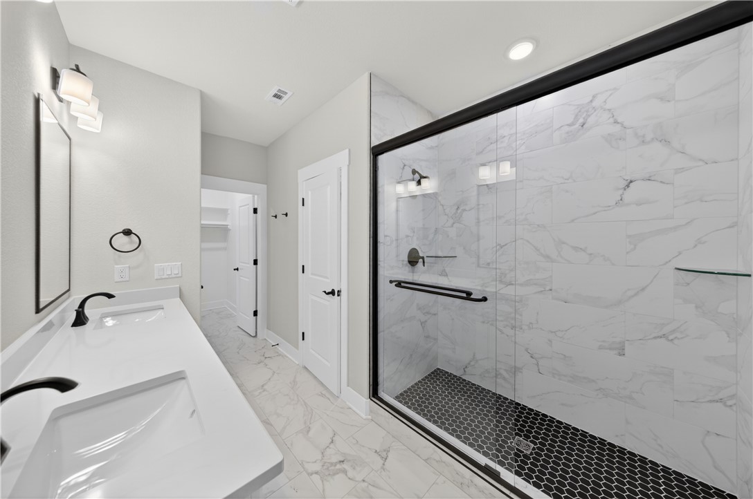 Kenwood Sub Bvv - Residential