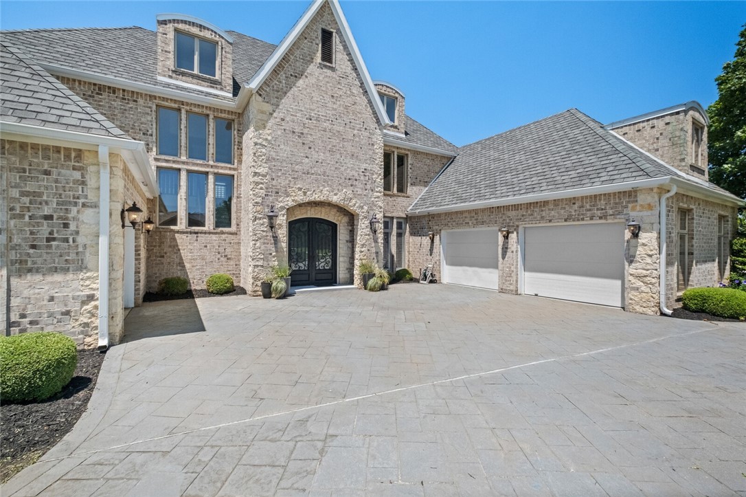 Pinnacle - Residential