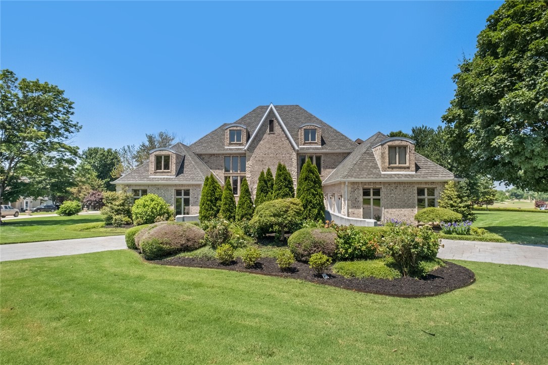 Exclusive Pinnacle Estate boasts soaring ceilings, oversized gourmet kitchen, 4 private en-suite bedrooms, private pool oasis & an extra .3 AC lot next door for sale if extra space/privacy is desired for a total of 1.95M! This elegant home shows beautifully w Luxury abound while remaining functional for use. Two bedrooms downstairs & 2 staircases to access 2 other bedrooms & media room upstairs. From the magnificent living room with 2-story ceiling and wall of windows to cozy family room w cool, unique fireplace, grand dining room and huge eat-in kitchen w all high end appliances and finishes. All of these amenities allow for flexibility and entertainment options, incl. quick access in and out of neighborhood. Welcome home!