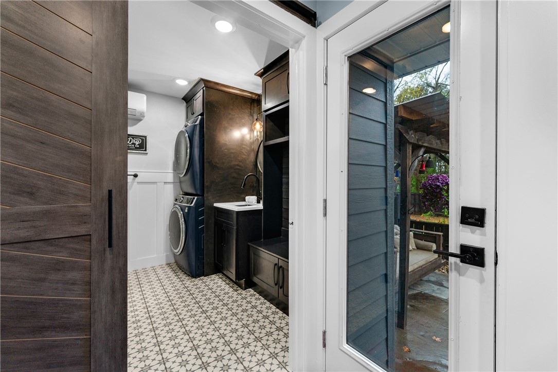 Maple Crest Add - Residential