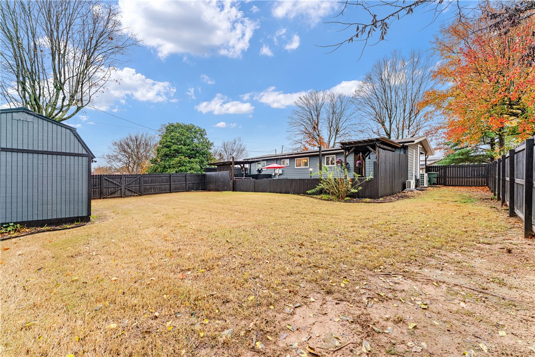 Maple Crest Add - Residential