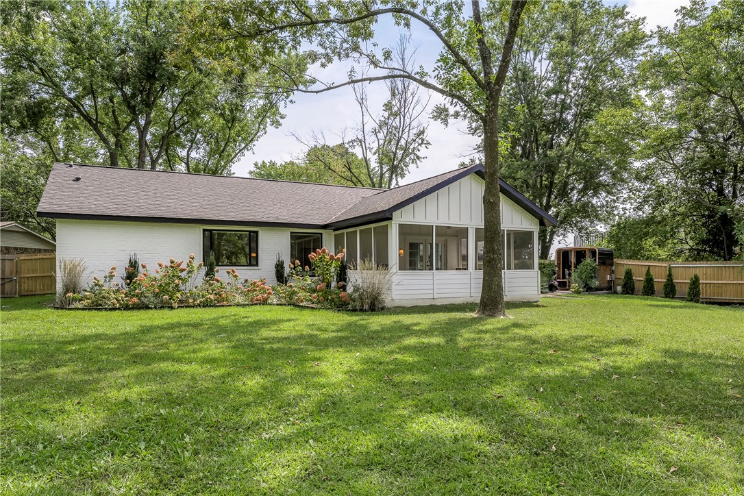 Hazel Park Sub Bentonville - Residential