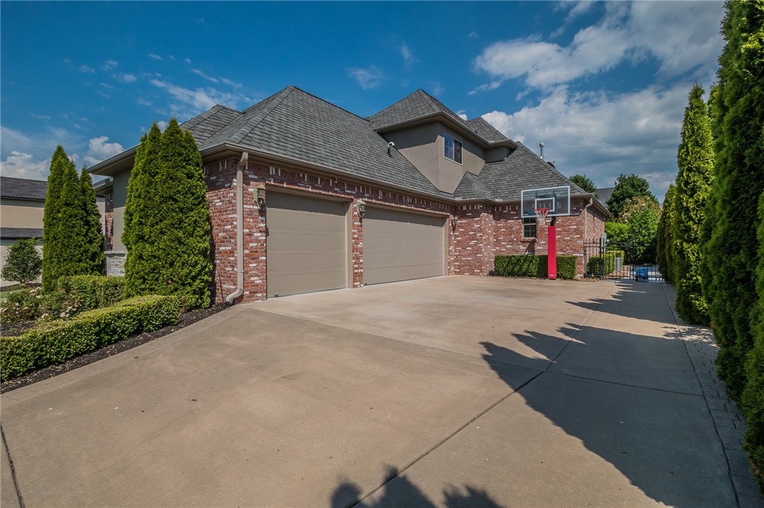 Pinnacle - Residential