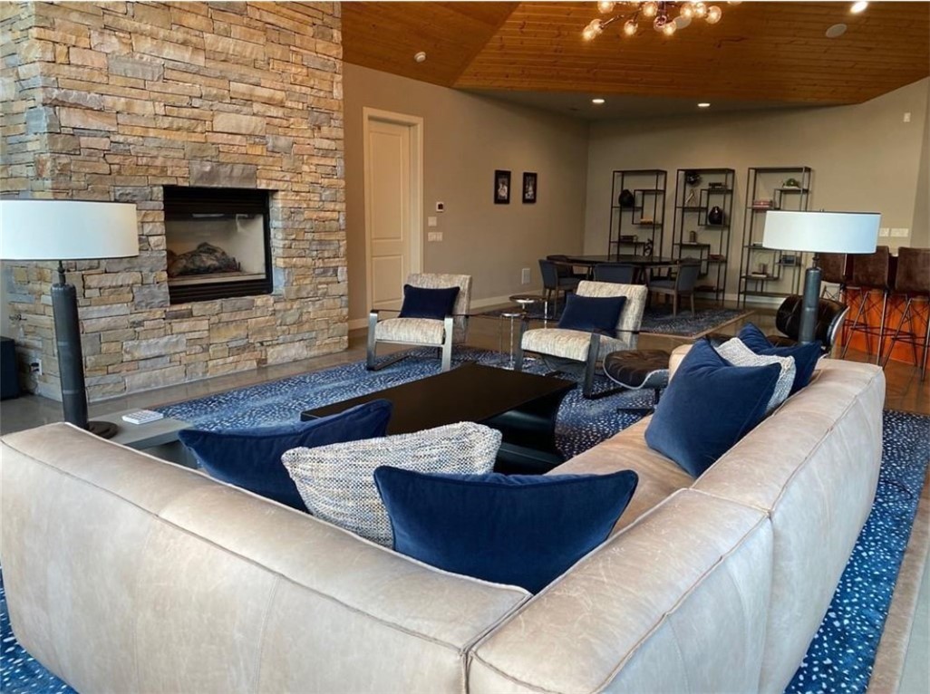 Pinnacle - Residential Lease