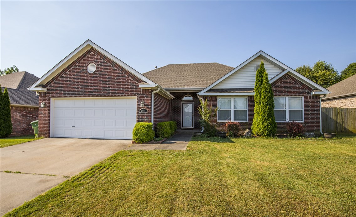Well cared for all brick home in a quiet & established neighborhood in Rogers. This home features bamboo wood floors in the living room and hallway, eat in kitchen with Island, granite countertops, tall ceilings with elegant crown molding and more. Enjoy a cup of coffee in your back yard as your enjoy the view of your neighbors behind you who are on four legs and say moo. Roof is less than a month old.