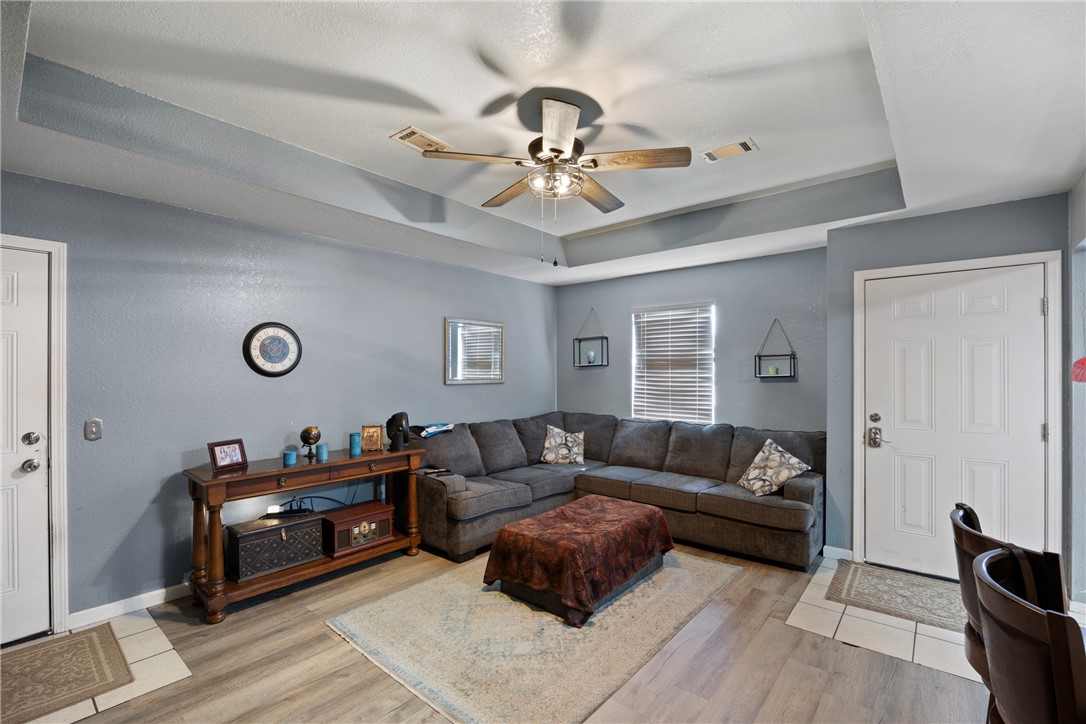 Oak Meadows Sub Ph I - Residential