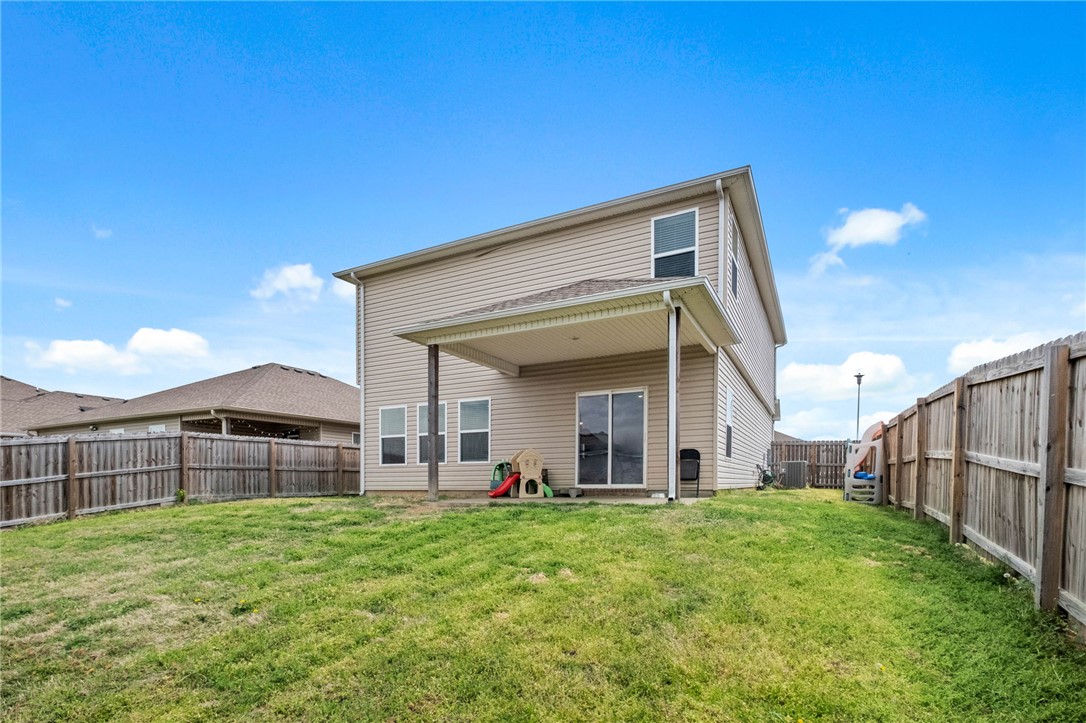 Lakewood Sub Ph Vii Lowell - Residential