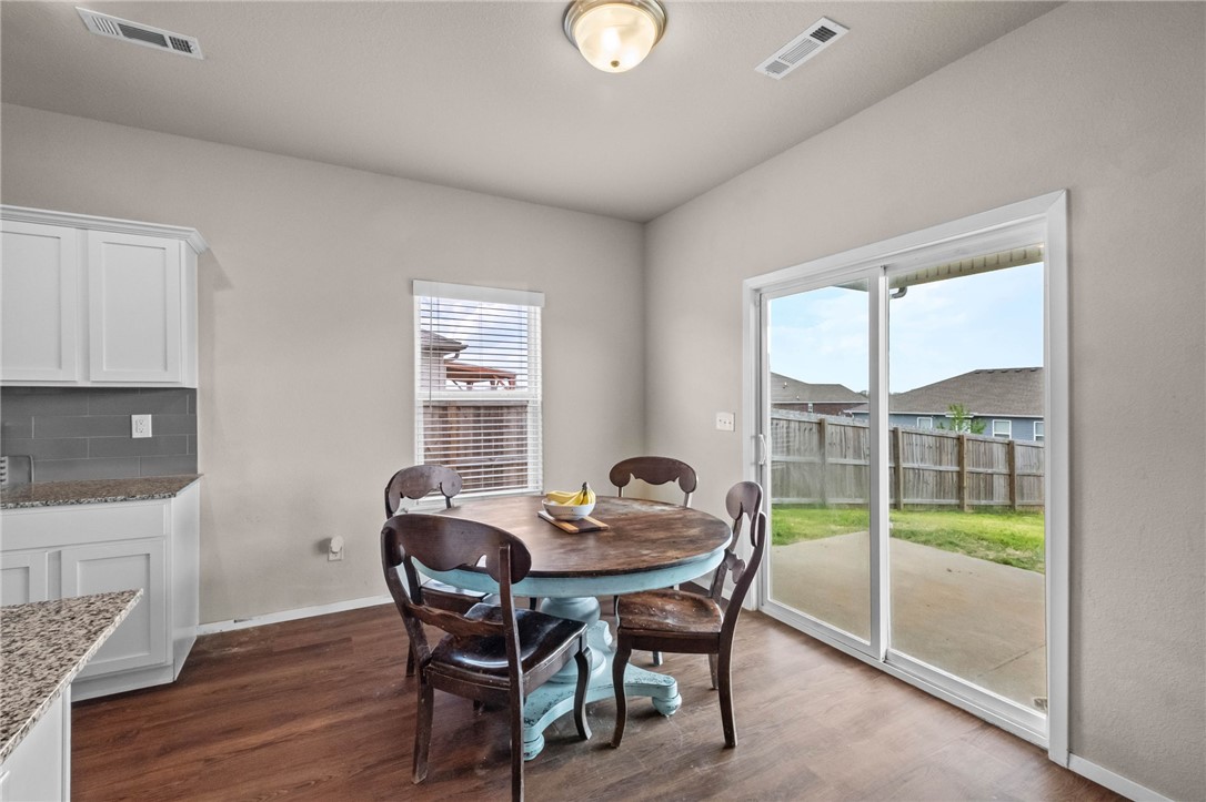 Lakewood Sub Ph Vii Lowell - Residential