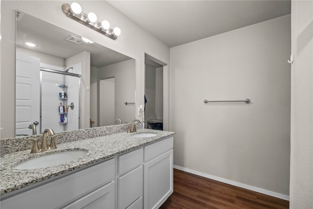 Lakewood Sub Ph Vii Lowell - Residential