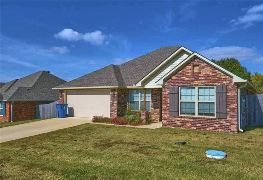 Like new 4 bedroom 2 bath home in Gentry. Vinly plank wood flooring throughout. Kitchen has stainless appliances and granite counters. Home has split floor plan. Tray ceilings in Master and living room. Duel sinks and walk in closet in master bedroom. large fenced yard. 2 car garage.