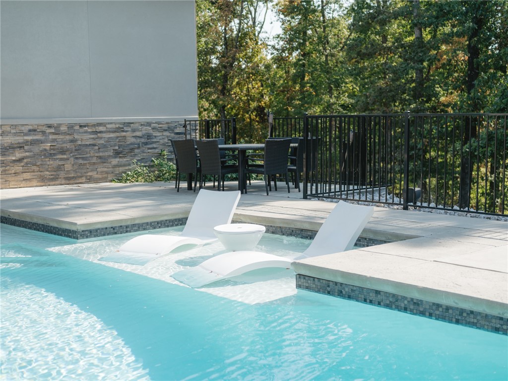 Oak Tree Centerton - Residential