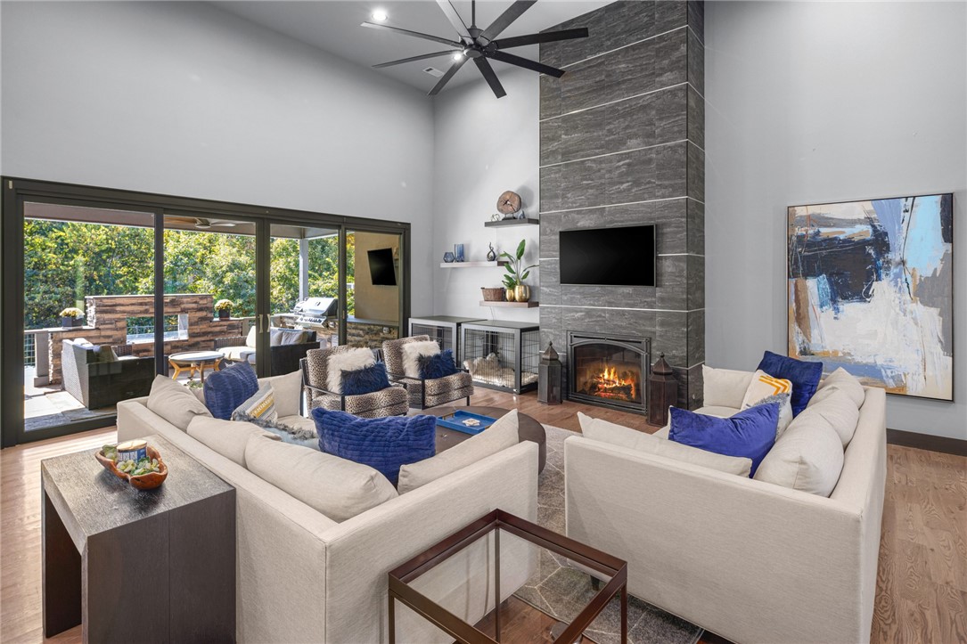 Oak Tree Centerton - Residential