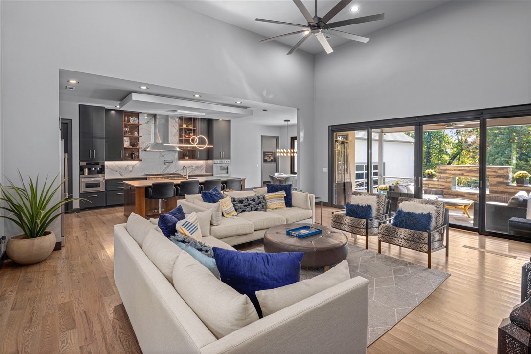 Oak Tree Centerton - Residential