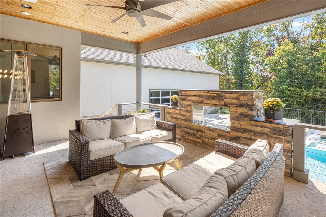 Oak Tree Centerton - Residential