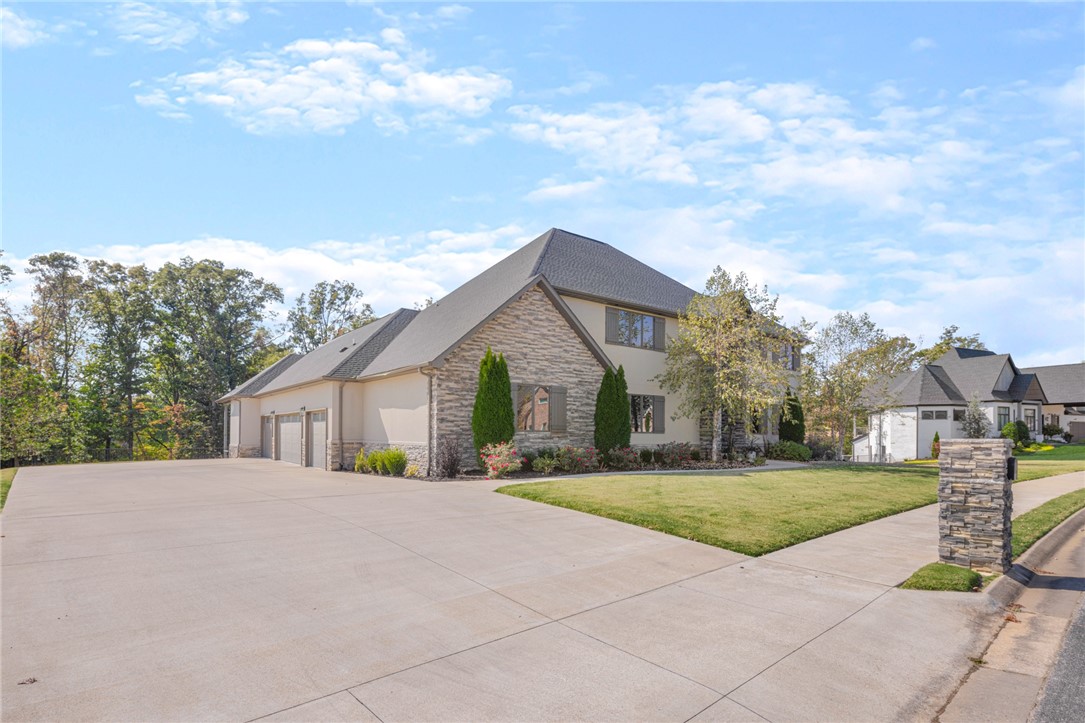 Oak Tree Centerton - Residential