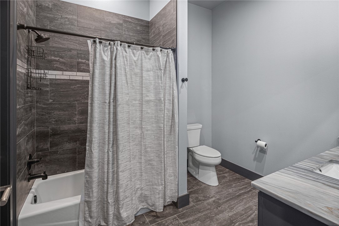 Oak Tree Centerton - Residential