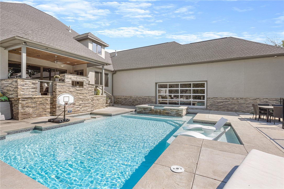 Oak Tree Centerton - Residential