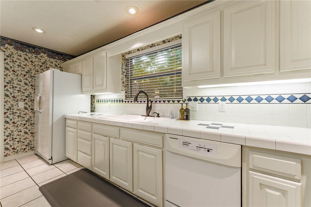 York Sub Bvv - Residential