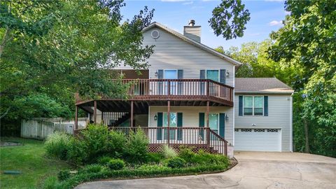 Photo of 21 Castleford Drive, Bella Vista, AR 72714 (MLS # 1313559)