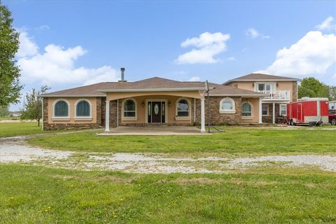 Photo of 21854 Floyd Moore Road, Gentry, AR 72734 (MLS # 1343383)