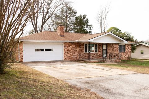 Photo of 818 Locust Street, Mountain Home, AR 72653 (MLS # 1338884)
