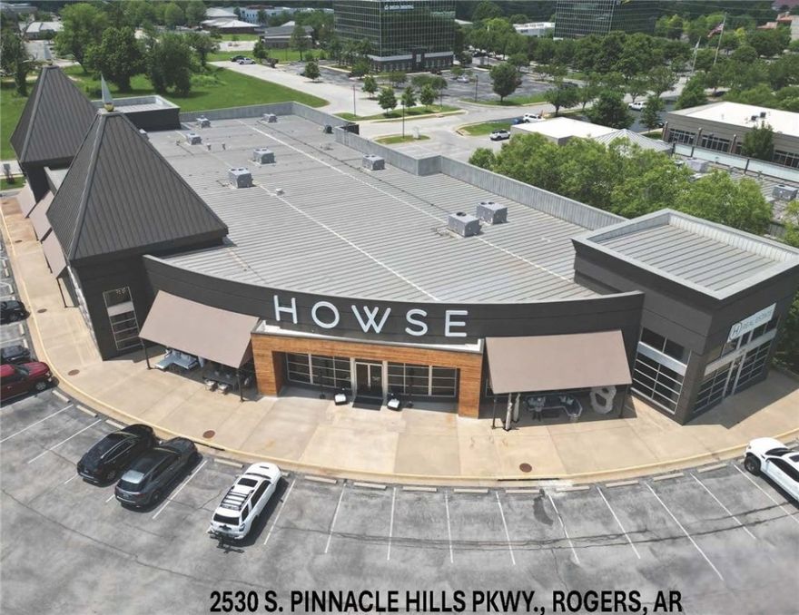 Leasing available 2025! Pinnacle Hills Parkway is one of the region’s top destination for retail, dining, and professional services. With unmatched visibility and easy access from I-49, your business will thrive in this high-traffic, upscale area. Perfect for retailers, restaurants, or offices looking to grow in Northwest Arkansas’s most dynamic hub.