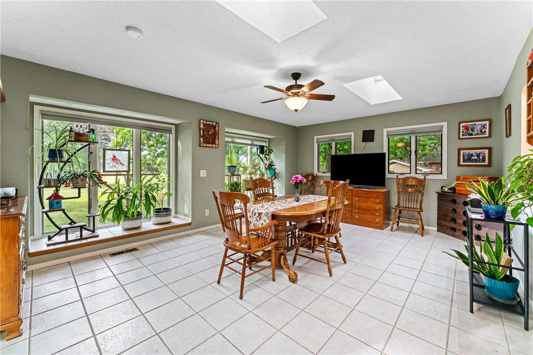 Unit 8 Holiday Island - Residential