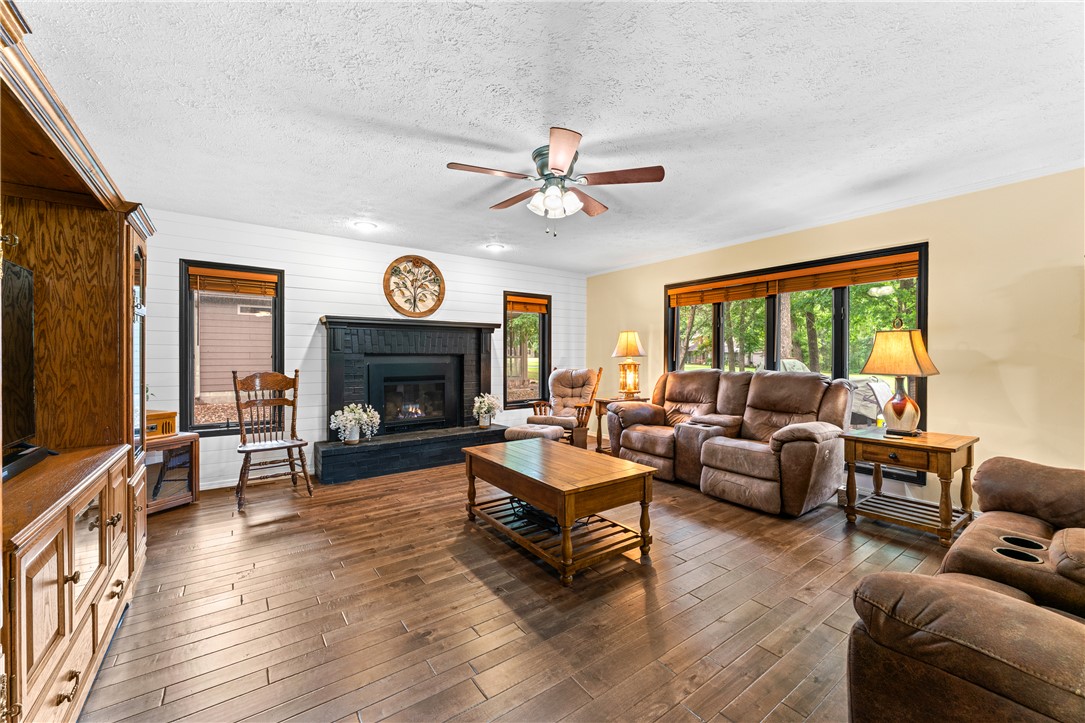 Unit 8 Holiday Island - Residential