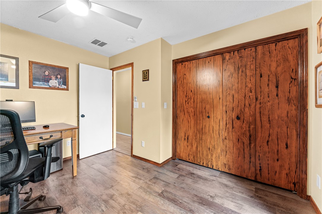 Unit 8 Holiday Island - Residential