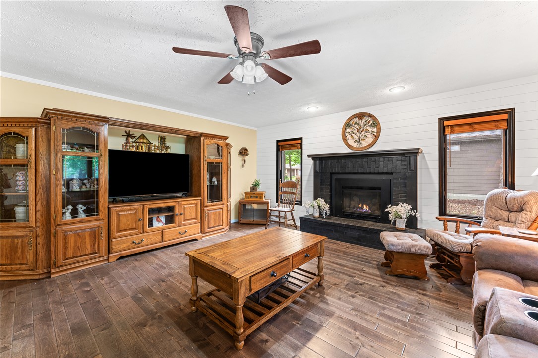 Unit 8 Holiday Island - Residential