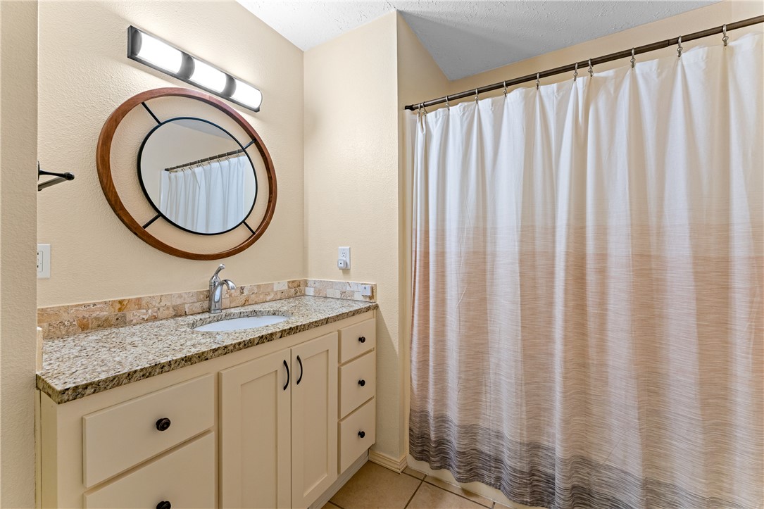 Unit 8 Holiday Island - Residential