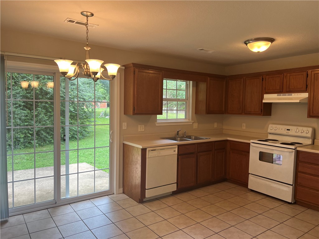 Williams Family Sub Siloam Spgs - Residential Lease