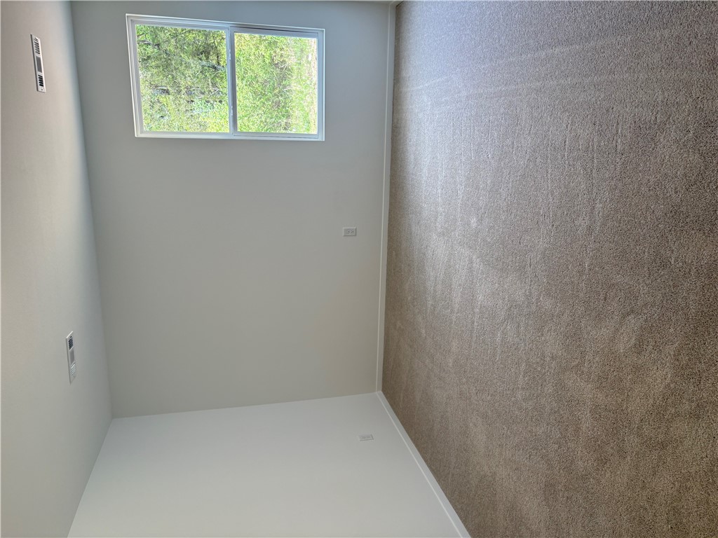 RIDGE CREEK - Residential