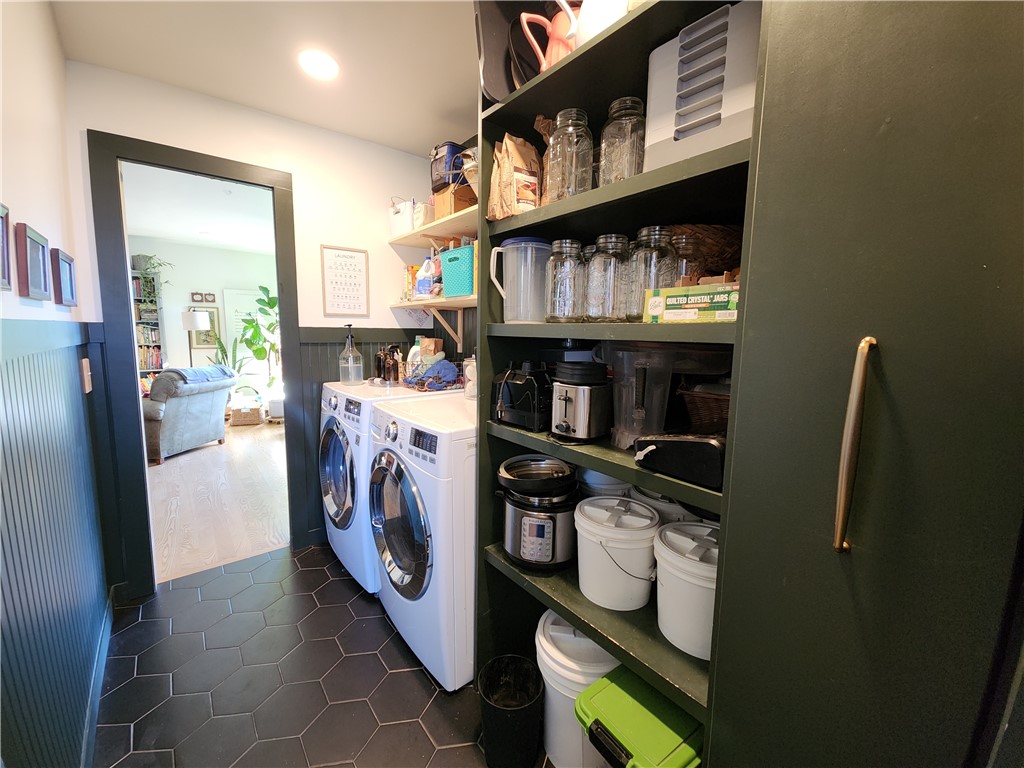 Oak Hill West Unit 3 Rogers - Residential