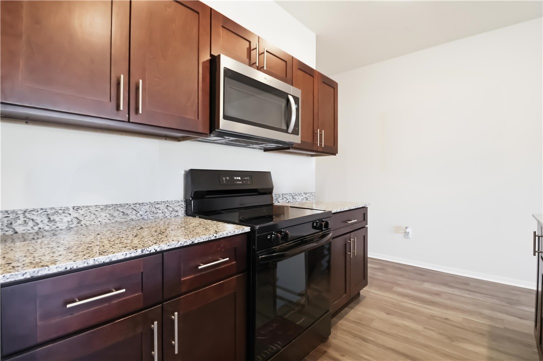 WOODWARD PARK - Residential
