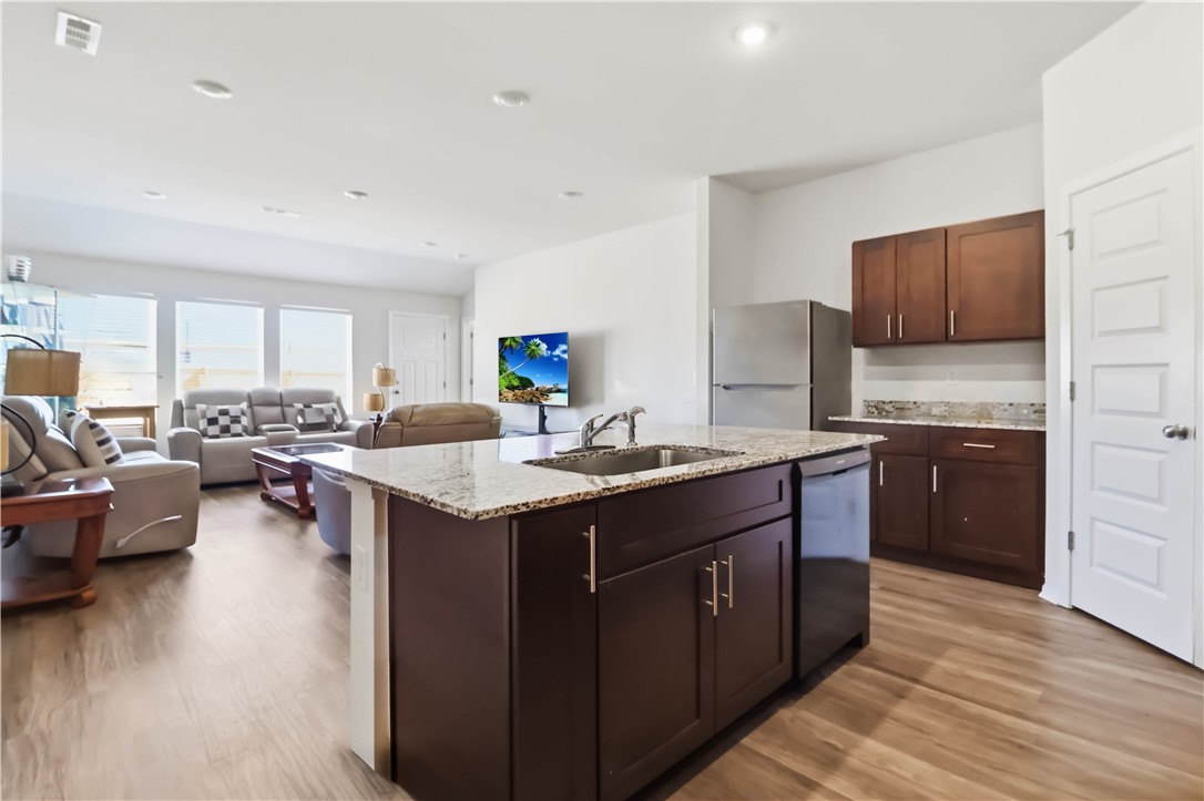 WOODWARD PARK - Residential