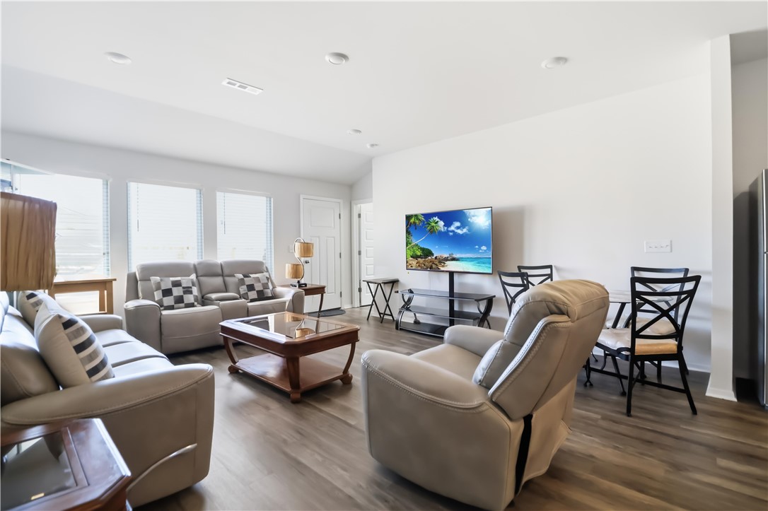 WOODWARD PARK - Residential