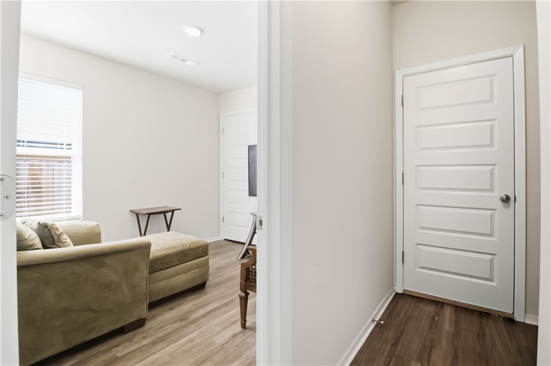 WOODWARD PARK - Residential