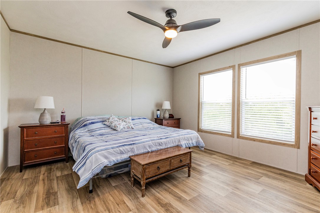 Unit 1 Holiday Island - Residential