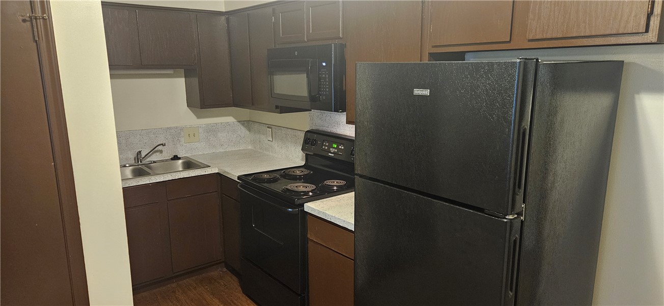 Archais-Bushnell - Residential Lease