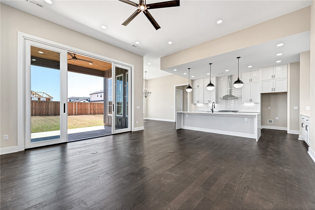 AURORA SUB PH I-BENTONVILLE - Residential