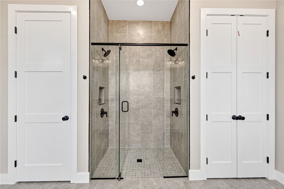 AURORA SUB PH I-BENTONVILLE - Residential