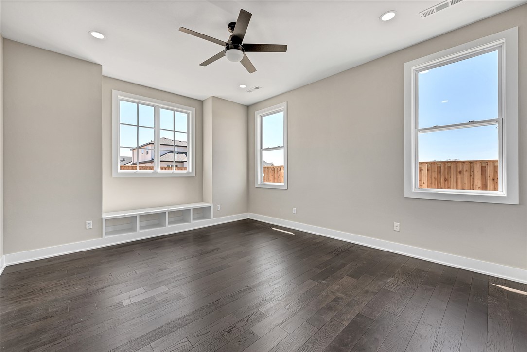 AURORA SUB PH I-BENTONVILLE - Residential