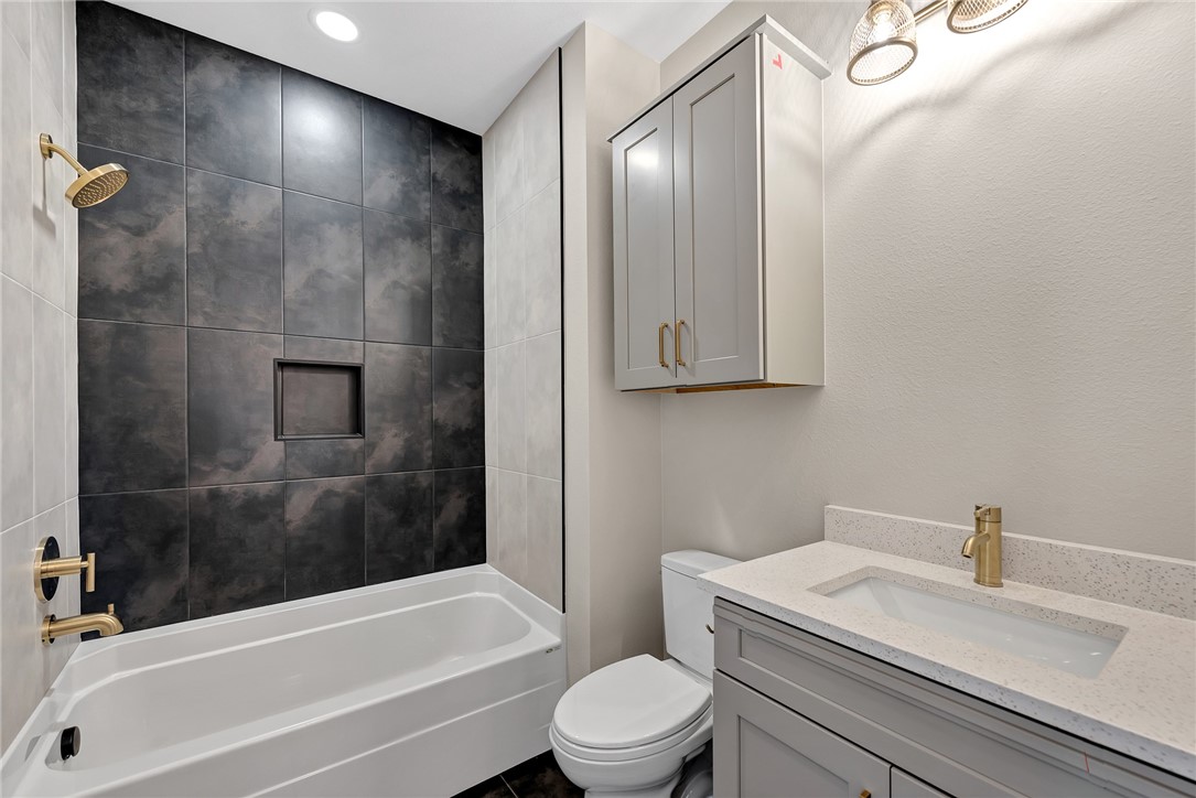 AURORA SUB PH I-BENTONVILLE - Residential