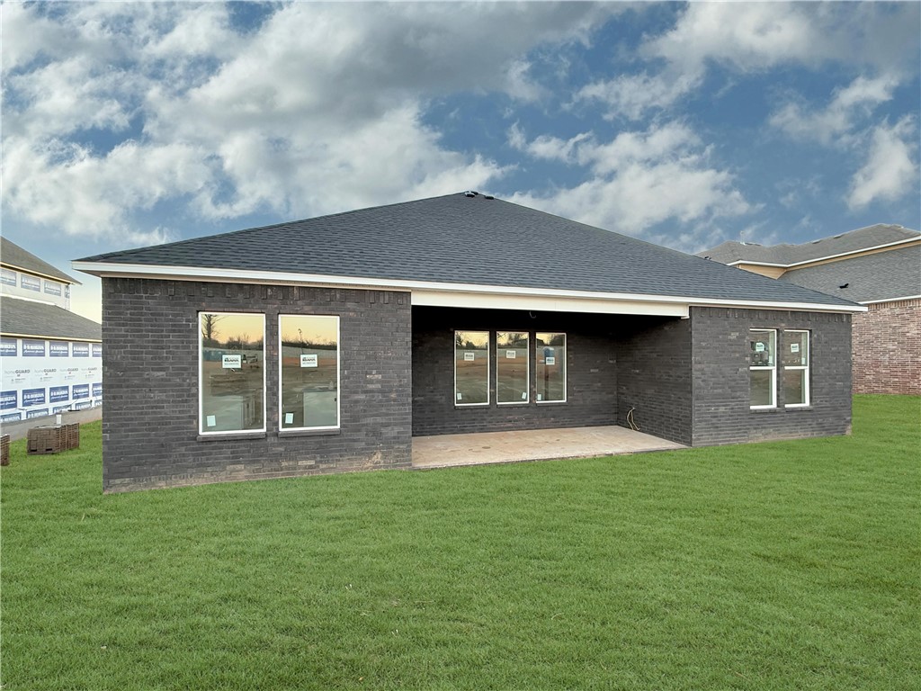 Noahs Landing - Residential