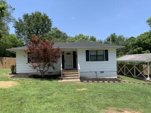 Nice 2 BR+ bath home. New roof, fenced back yard. Storm shelter. move in ready.