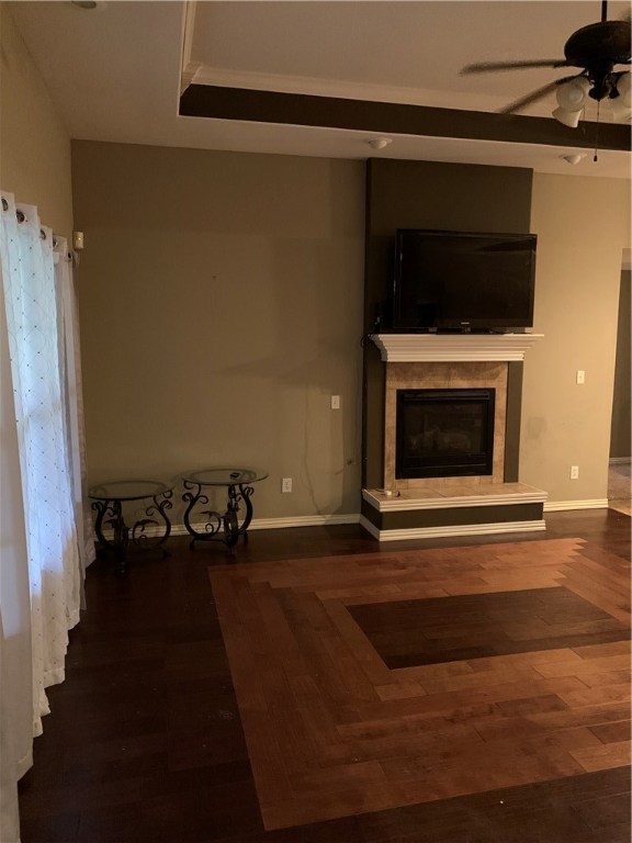 Come join the quaint community of Prairie Grove. This home is on a cul-de-sac with a two car garage and fenced back yard. Split floor plan with open concept, granite countertops, walk in closets. Taking applications now. Deposit 1350. Non refundable pet deposit depending on pets.